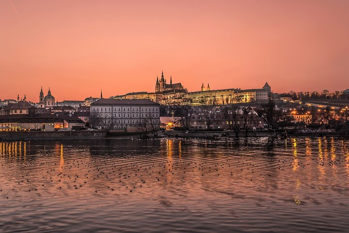  Capture Your Prague Moments: Personal Photoshoot Experience - Photo 1 of 17